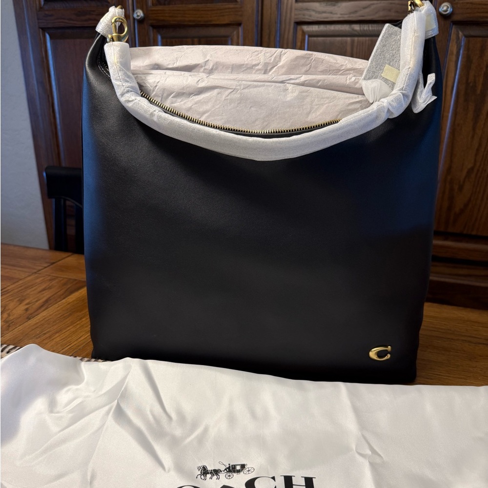 Coach Juliet 38